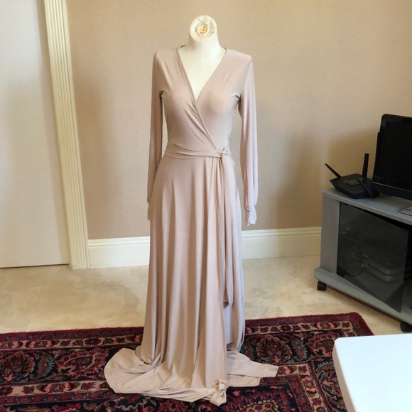naked wardrobe Dresses & Skirts - Naked Wardrobe Dress